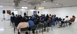 El Gobierno de Santa Cruz refuerza la formación laboral en Río Gallegos y acompaña la finalización del curso de retroexcavadora