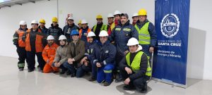 El Gobierno de Santa Cruz refuerza la formación laboral en Río Gallegos y acompaña la finalización del curso de retroexcavadora