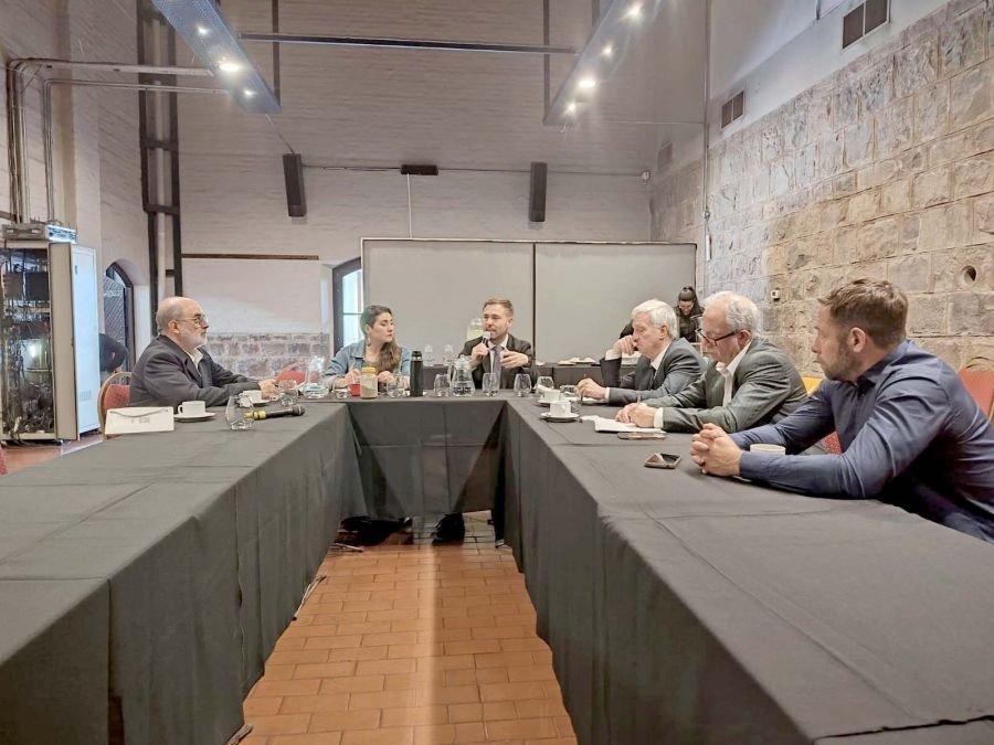 Santa Cruz fortaleció su presencia en la 56° Asamblea del COFEMIN y en Argentina Mining Cuyo 2025