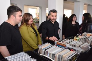 Comenzó un nuevo año de la Feria del Libro con una propuesta centrada en la poesía y la música santacruceña
