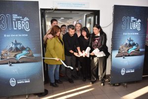 Comenzó un nuevo año de la Feria del Libro con una propuesta centrada en la poesía y la música santacruceña