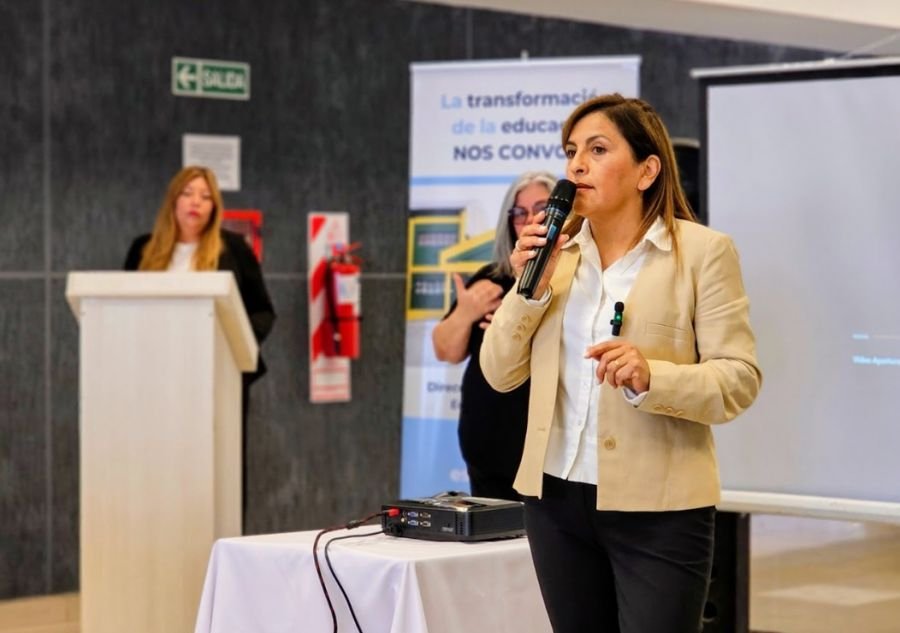 Rasgido destacó la alfabetización como política de Estado y eje de transformación educativa