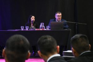 La Feria del Libro abrió su primera jornada con literatura, música y voces santacruceñas