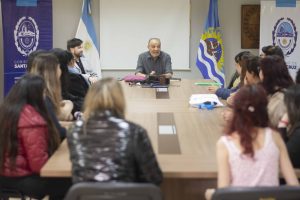 Gran convocatoria para conformar la primera cooperativa santacruceña de enseñanza de idiomas