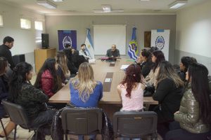 Gran convocatoria para conformar la primera cooperativa santacruceña de enseñanza de idiomas