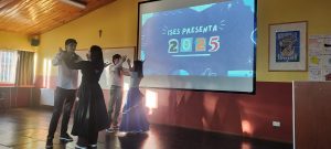 Estudiantes del ISES mostraron su trabajo ante la comunidad