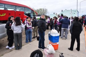 Alumnos del Industrial N°4 de Río Gallegos rumbo al Desafío Eco YPF