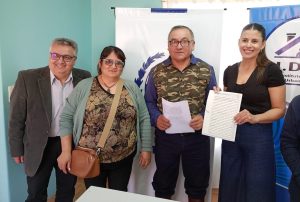 IDUV gestionó la firma de escrituras de viviendas para vecinos de Puerto San Julián