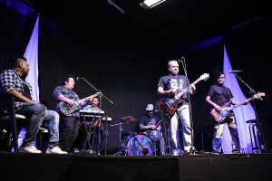 Siete Venas puso el broche de oro a la Feria del Libro que celebró la cultura santacruceña