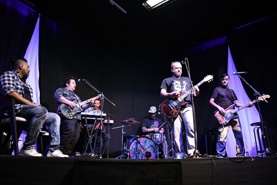 Siete Venas puso el broche de oro a la Feria del Libro que celebró la cultura santacruceña