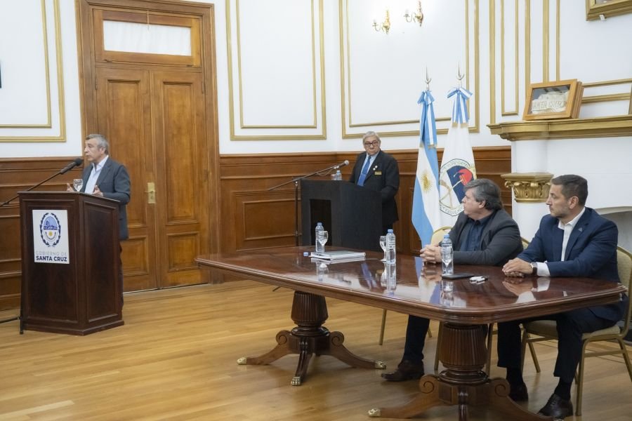 Leguizamón: “La cesión de áreas hidrocarburíferas permitirá generar más producción y empleo genuino para los santacruceños”