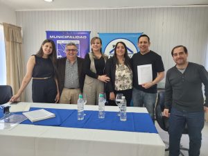 El IDUV realizó la firma de escrituras para familias de Piedra Buena y Santa Cruz