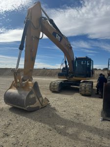 Finalizó con éxito capacitación en maquinaria pesada en Palermo Aike