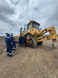 Finalizó con éxito capacitación en maquinaria pesada en Palermo Aike