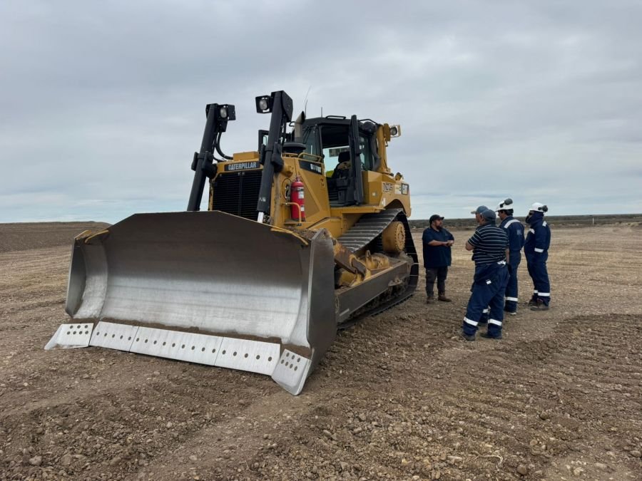 Finalizó con éxito capacitación en maquinaria pesada en Palermo Aike