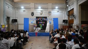 Casa de Santa Cruz participó de la especial la conmemoración en la Escuela N°22