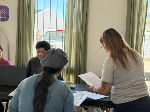 Gobernador Gregores: el IDUV brinda atención a la comunidad por tramites de vivienda