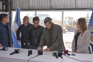 Santa Cruz Puede tomó posesión de ex obrador Austral Construcciones