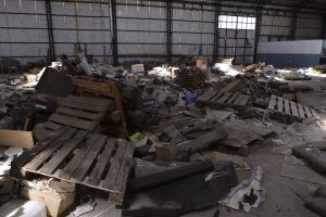 Vidal en el ex obrador de Austral: “Santa Cruz fue la cuna de la corrupción, pero este lugar va a transformarse en producción y trabajo”