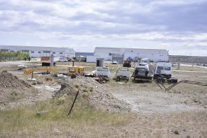 Vidal en el ex obrador de Austral: “Santa Cruz fue la cuna de la corrupción, pero este lugar va a transformarse en producción y trabajo”