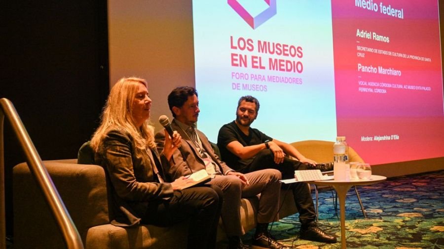 Santa Cruz presente en el debate sobre museos e inteligencia artificial en Buenos Aires
