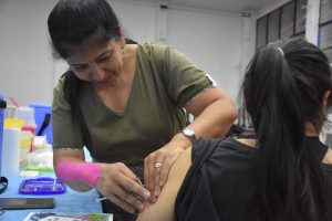 Amplia convocatoria en jornada de vacunación