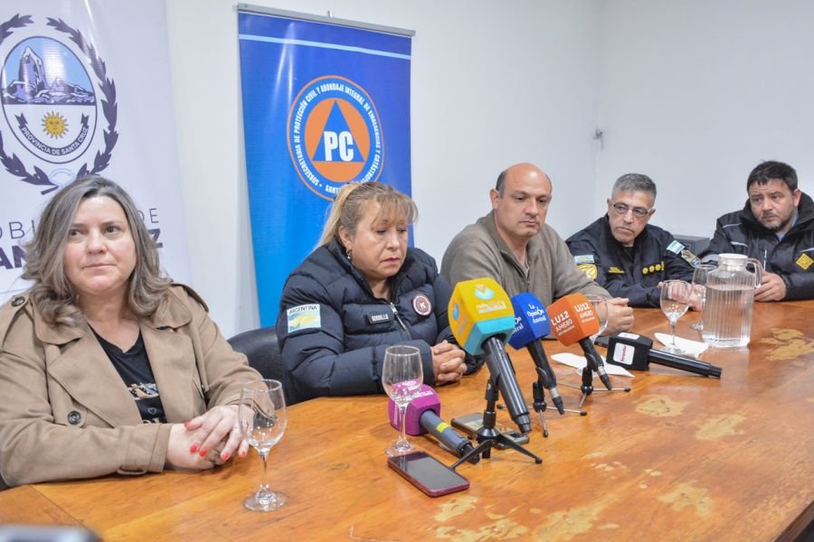 Con motivo de la activación del COE por vientos se suspenden clases y tránsito vehicular en Santa Cruz