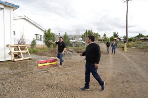 El gobernador Claudio Vidal entregó equipamiento informático a fuerzas de seguridad en El Calafate