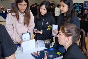 Salud en la Expo Carreras: destacan el interés de los jóvenes en la medicina