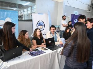 Salud en la Expo Carreras: destacan el interés de los jóvenes en la medicina