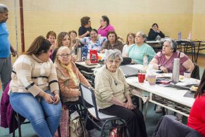 Adultos Mayores del Centro de Día “Recuerdos Compartidos” participaron de la Peña “Viento Sureño”