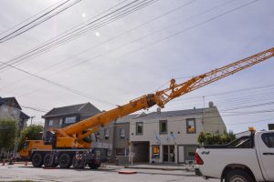 Personal de Telecomunicaciones realizó desmontaje de antena en desuso en Río Gallegos