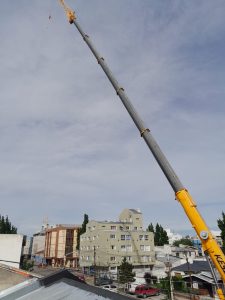 Personal de Telecomunicaciones realizó desmontaje de antena en desuso en Río Gallegos