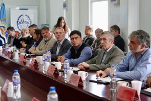 Vidal reunió a municipios y empresas chinas para reactivar La Barrancosa