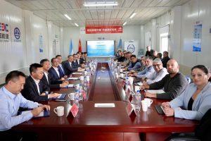 Vidal reunió a municipios y empresas chinas para reactivar La Barrancosa