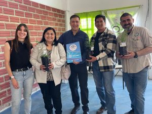 Se llevó adelante la entrega de árboles por el Aniversario de 28 de Noviembre
