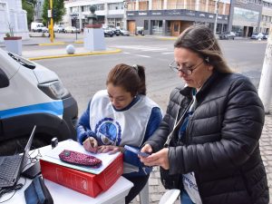 El vacunatorio móvil se encuentra en el centro de Río Gallegos