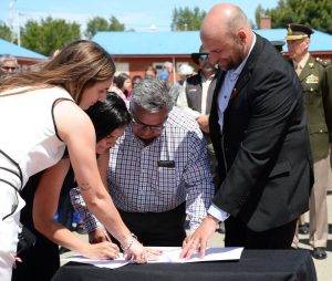 El Gobierno celebró el 147° Aniversario de Puerto Santa Cruz y anunció la construcción de viviendas