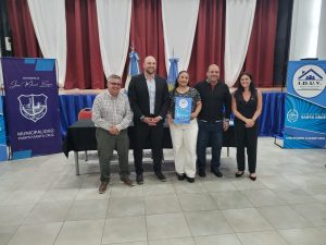 El Gobierno Provincial entregó títulos de propiedad a familias de Puerto Santa Cruz