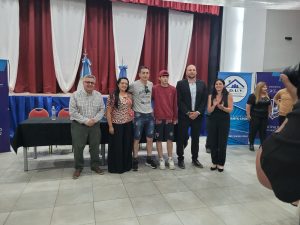 El Gobierno Provincial entregó títulos de propiedad a familias de Puerto Santa Cruz