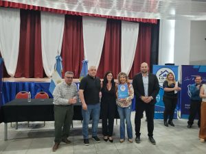 El Gobierno Provincial entregó títulos de propiedad a familias de Puerto Santa Cruz