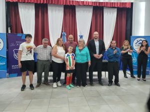 El Gobierno Provincial entregó títulos de propiedad a familias de Puerto Santa Cruz