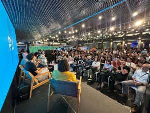 Santa Cruz participó en la charla “Filmar en las provincias” en Ventana Sur 2025