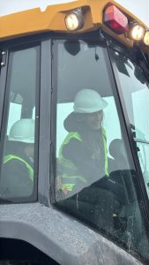 Más de 2.000 santacruceños ya se capacitaron en manejo de maquinaria pesada