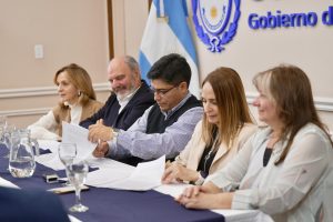 Santa Cruz junto a SPI reactiva la obra para la ampliación del astillero en el puerto de Caleta Paula