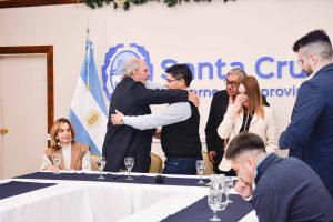 Vidal: “Nos estamos incorporando al mundo”, vuelve la obra del astillero en Caleta Olivia