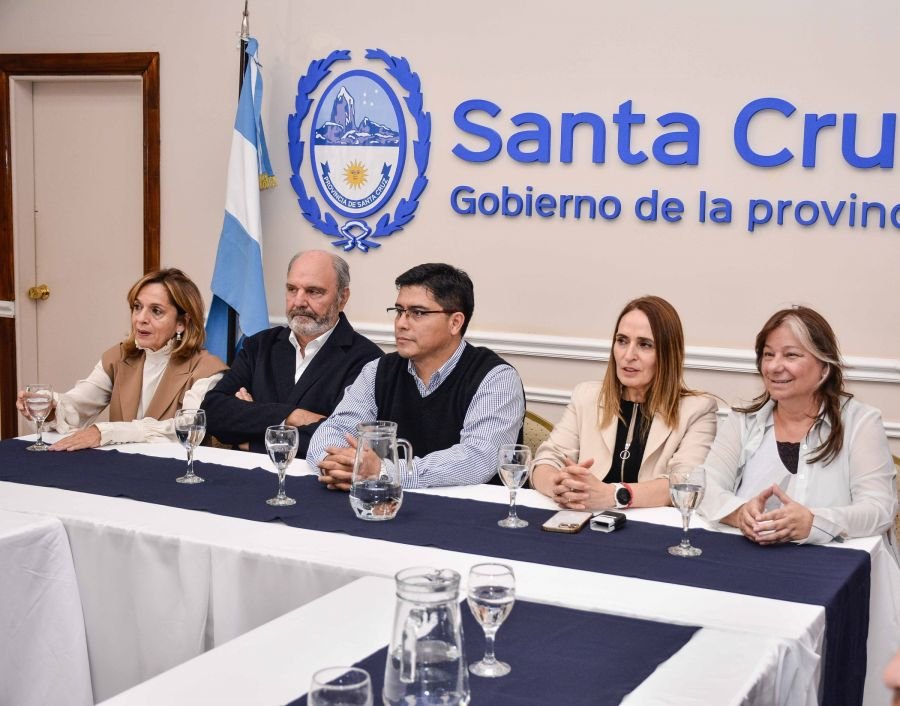 Vidal: “Nos estamos incorporando al mundo”, vuelve la obra del astillero en Caleta Olivia