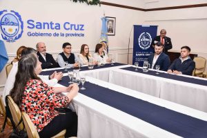 Uribe, la obra del astillero permitirá "operar hasta 8 buques en simultáneo"