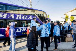 Santa Cruz inicia su sueño deportivo: la delegación provincial partió rumbo a los Juegos de la Araucanía 2025