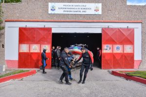 #SomosElEstado: Los bomberos de Santa Cruz son nuestros “gladiadores de la emergencia”